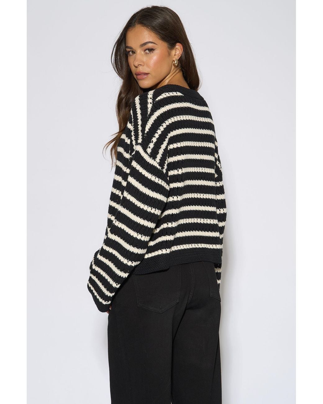 Gini London Black Stripe Cable Knit Crop Cardigan