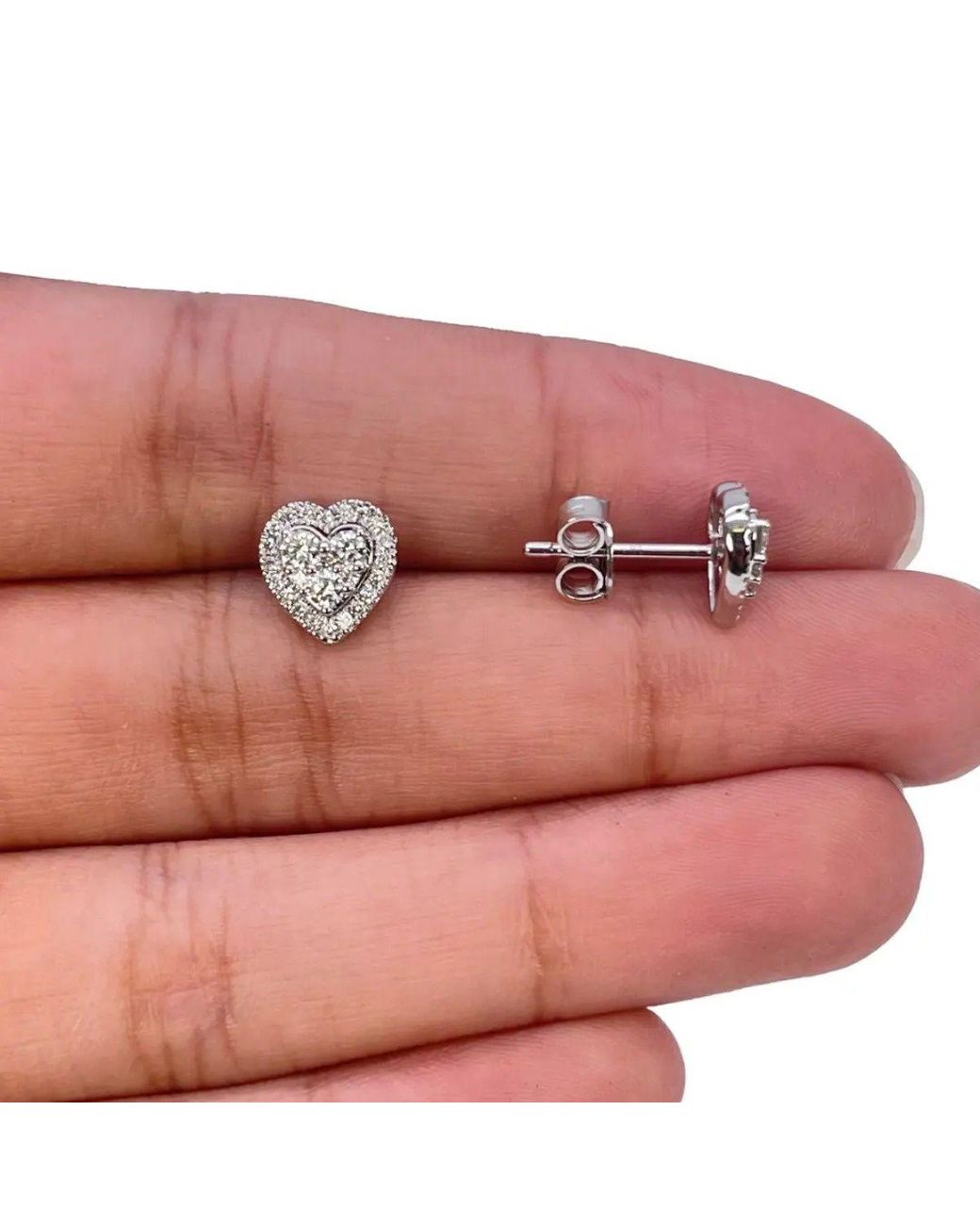 Raina Jewels Metallic 18Ct Round Diamond Heart Cluster Stud Earrings 0.40Ct