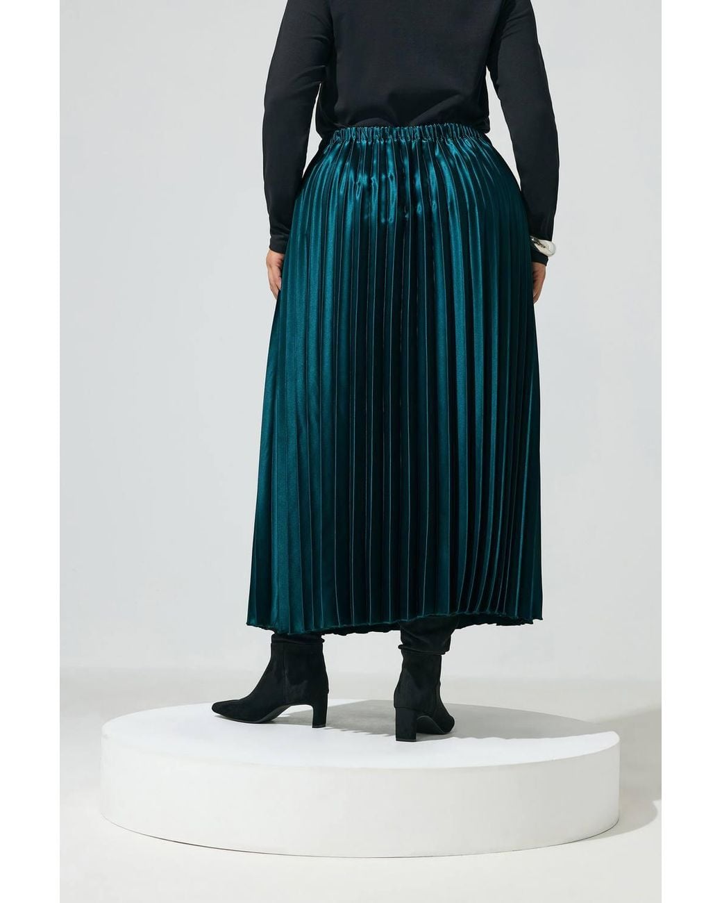 Yours Blue Pleated Satin Skirt