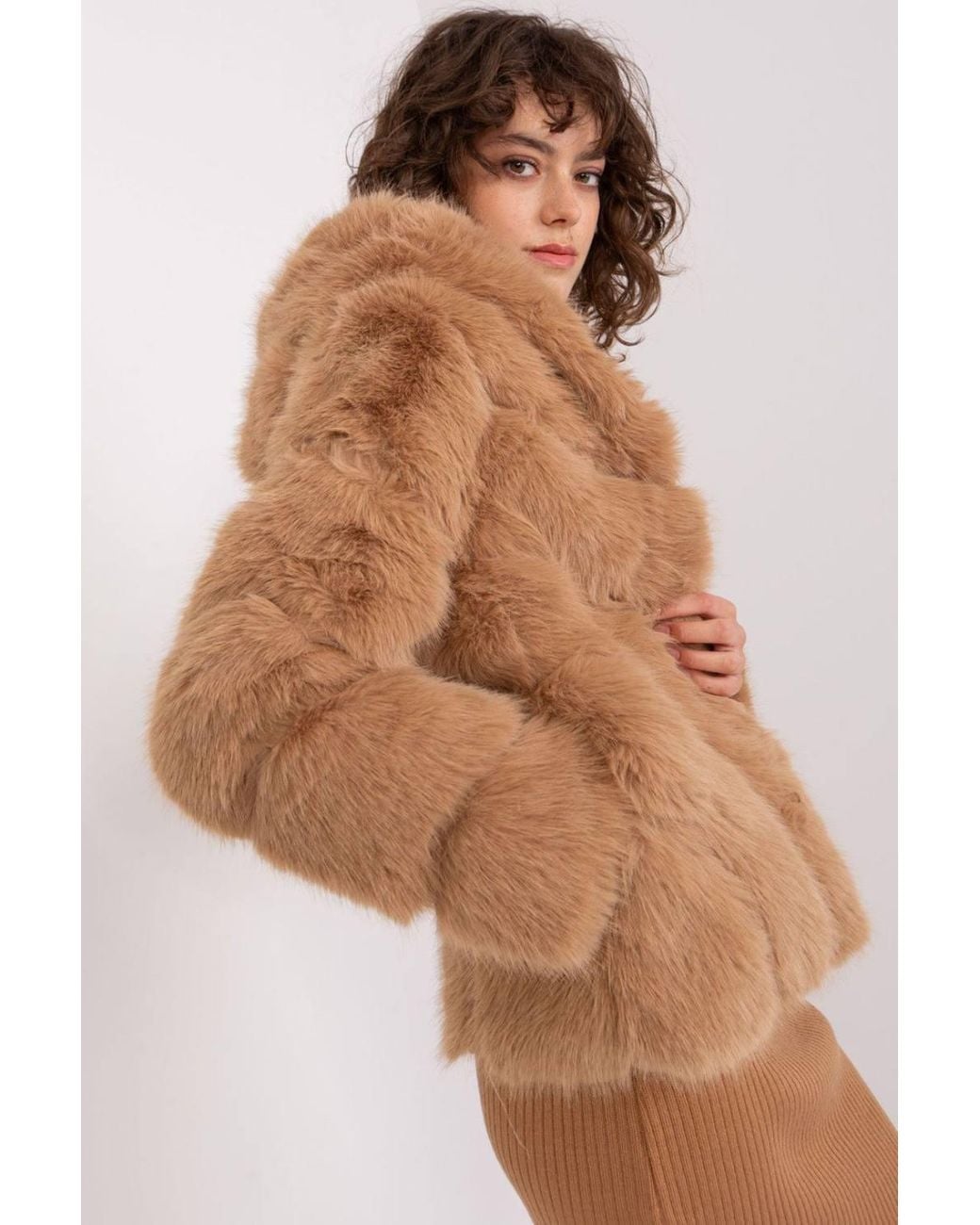 Love Lace Brown Elegant Hooded Fur Jacket For Cold Days