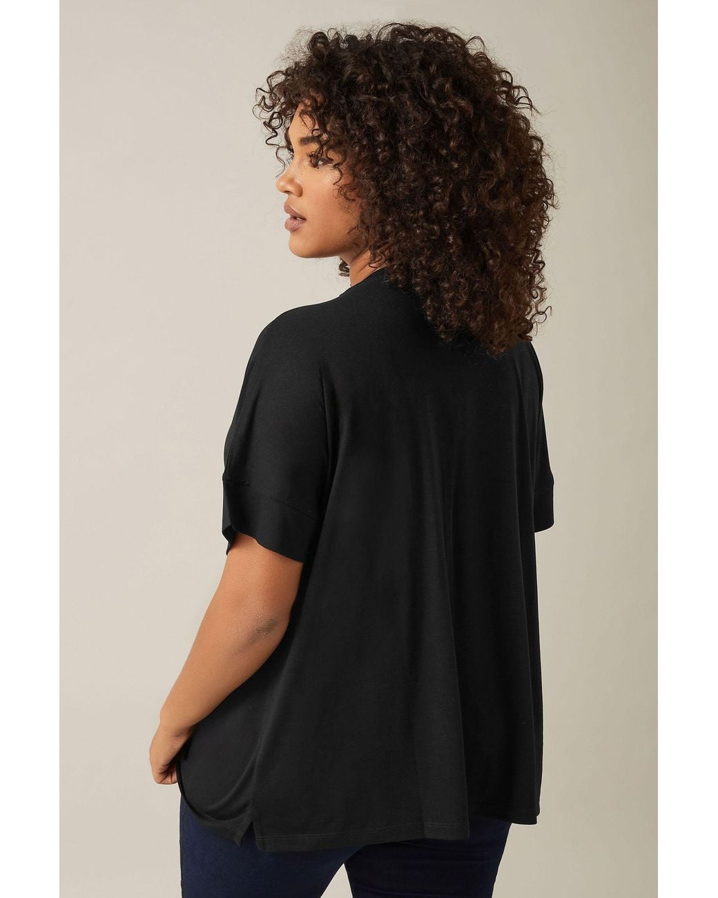 Evans Black V-Neck T-Shirt