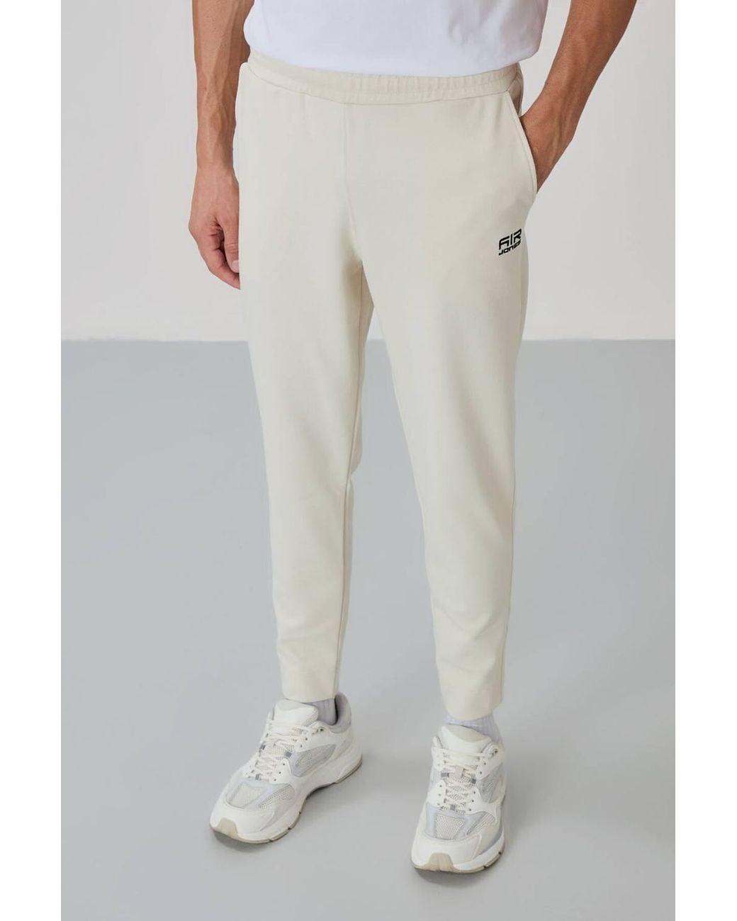 TOMMY LIFE Gray Zip-Collar Sweatshirt & Pants Set for men
