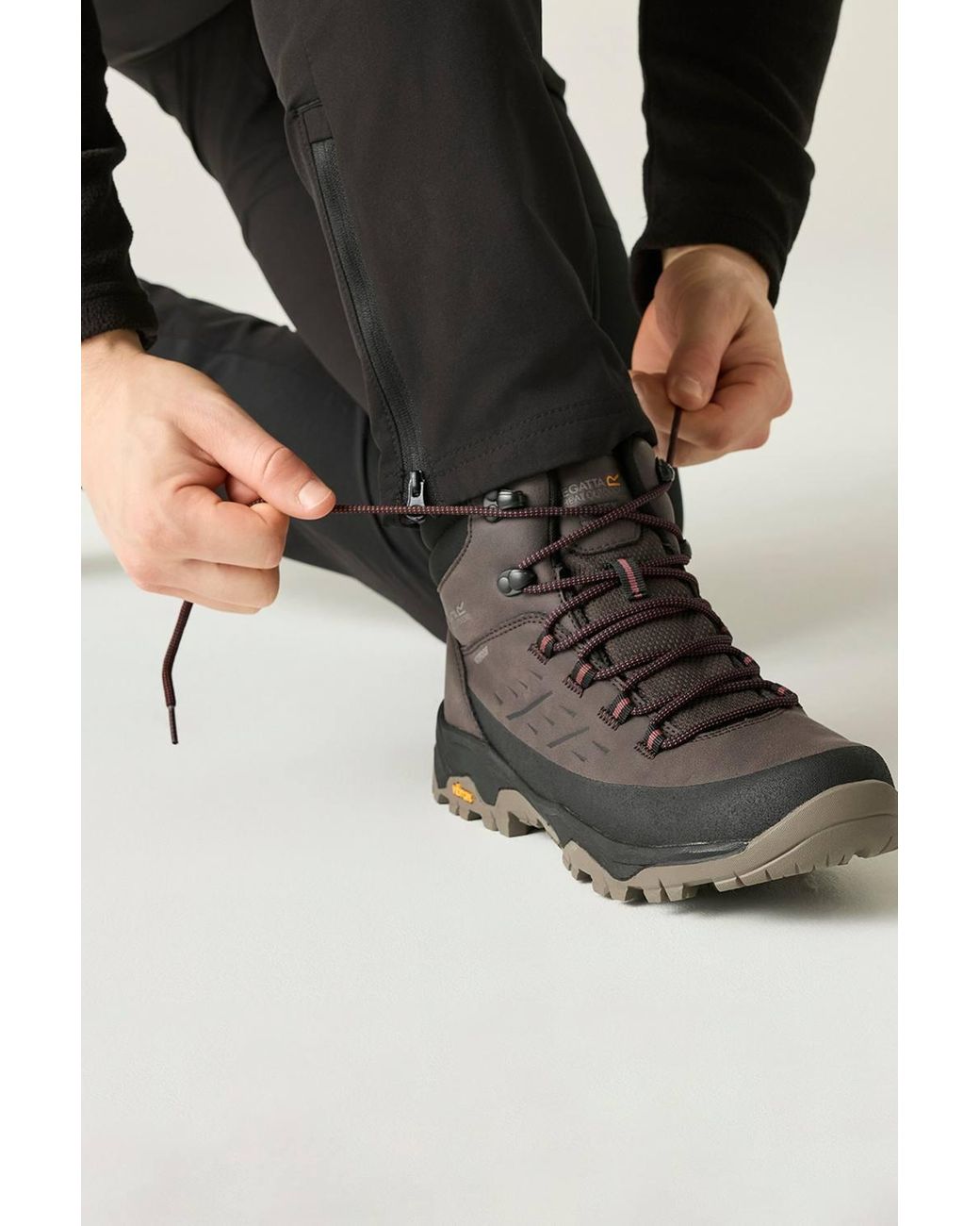 Regatta Black Blake Breathable Waterproof Walking Boots for men