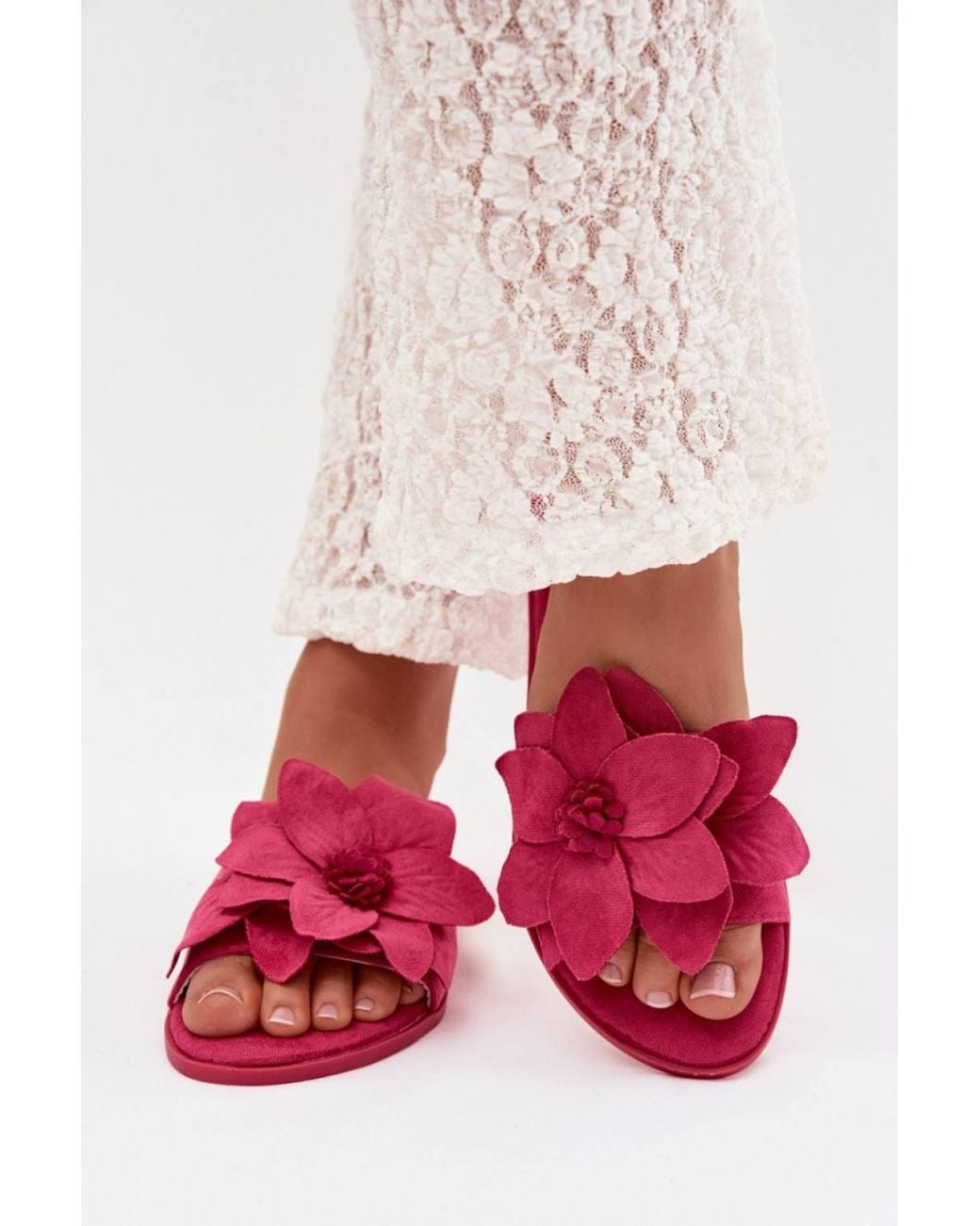 Love Lace Red Suede Flower Strap Flat Flip Flops For Summer Comfort Everyday