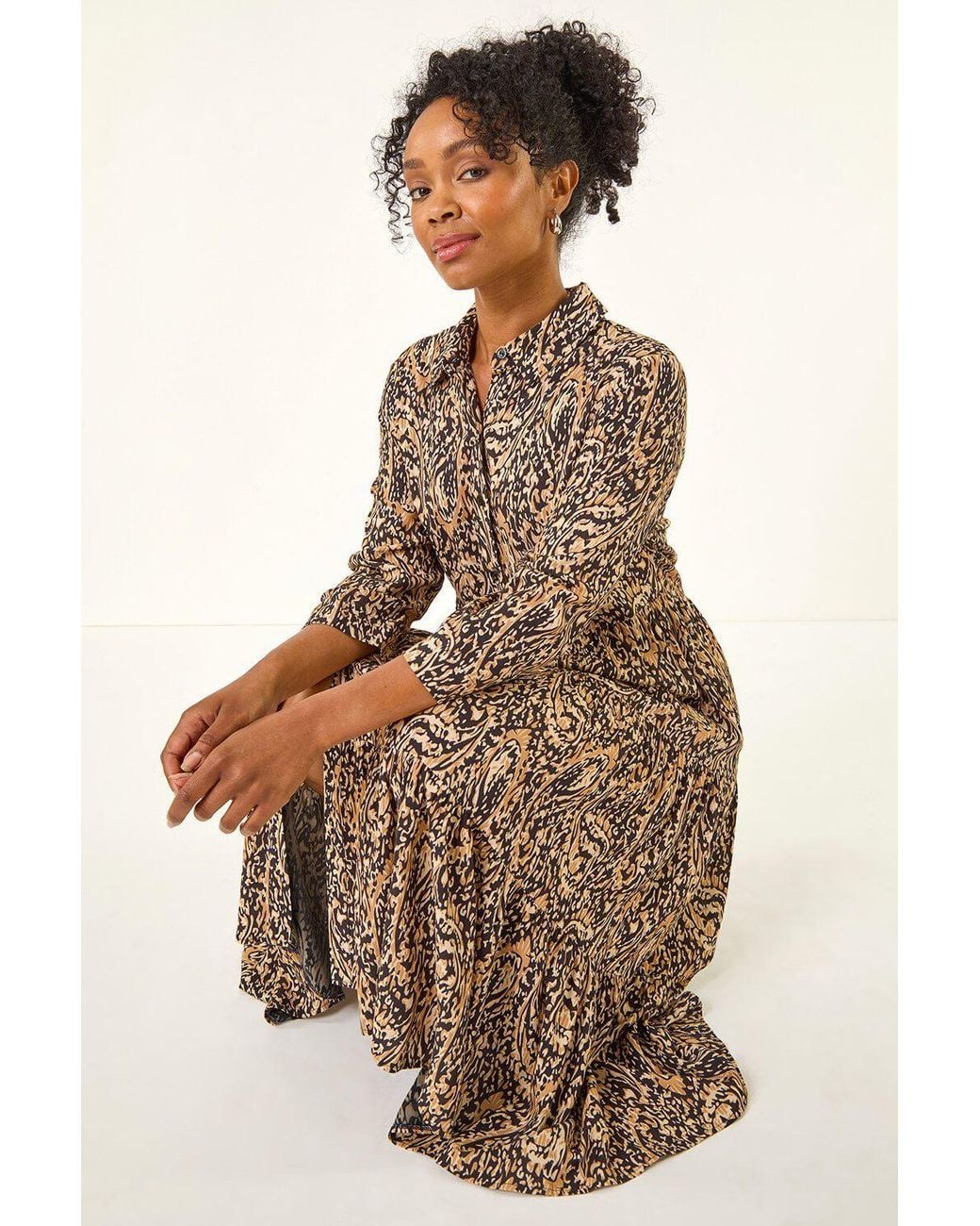 Roman Brown Petite Abstract Print Tiered Midi Dress
