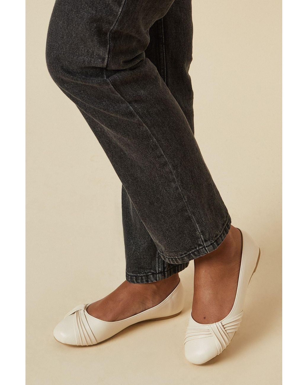 Dorothy Perkins Black Eliza Ruched Detail Flat Ballet Pumps