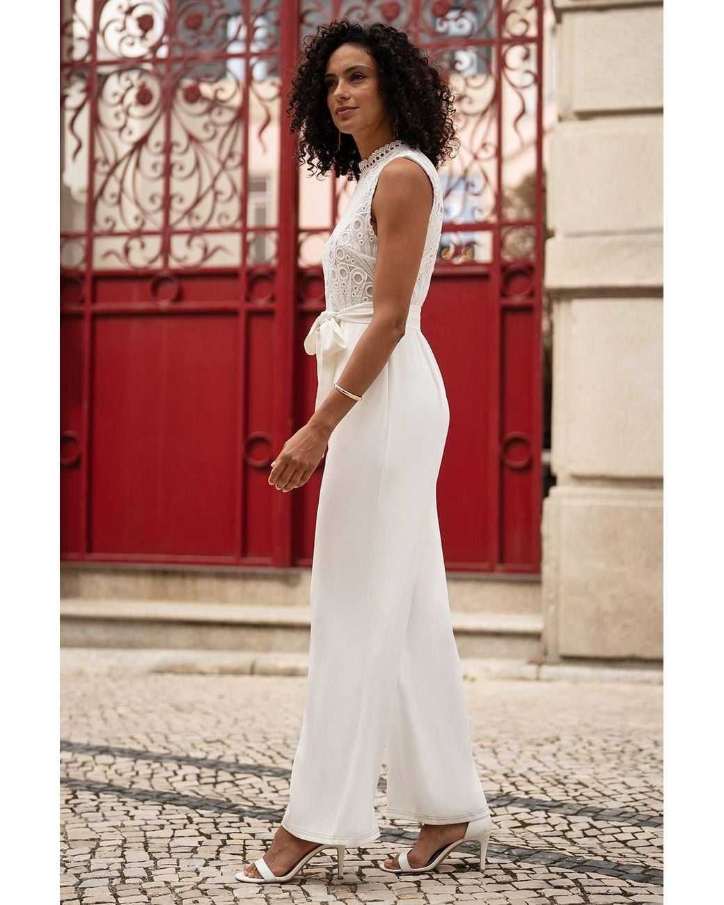 Yumi' Red Lace Sleeveless Jumpsuit