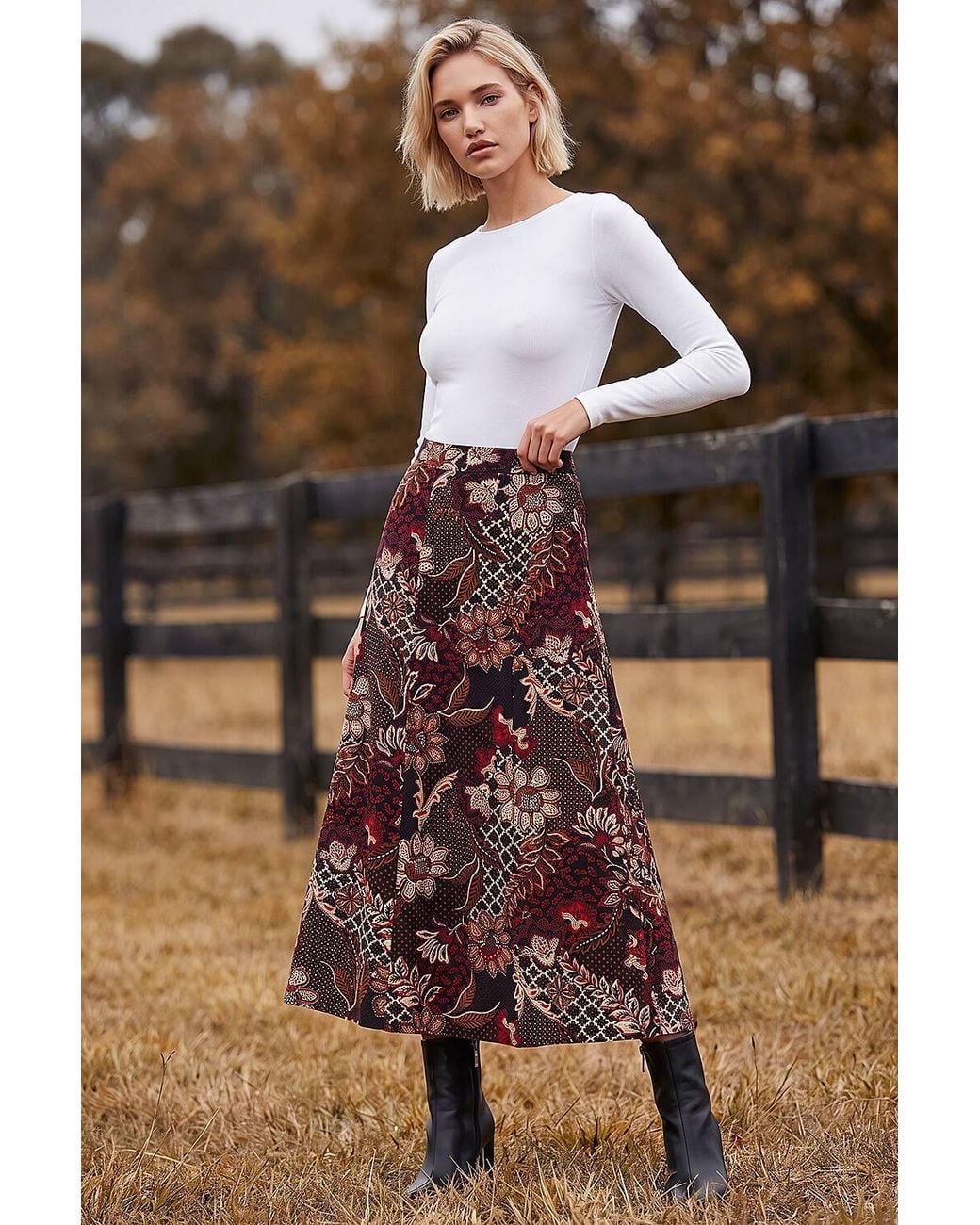 Roman Purple Floral Paisley Print Skirt