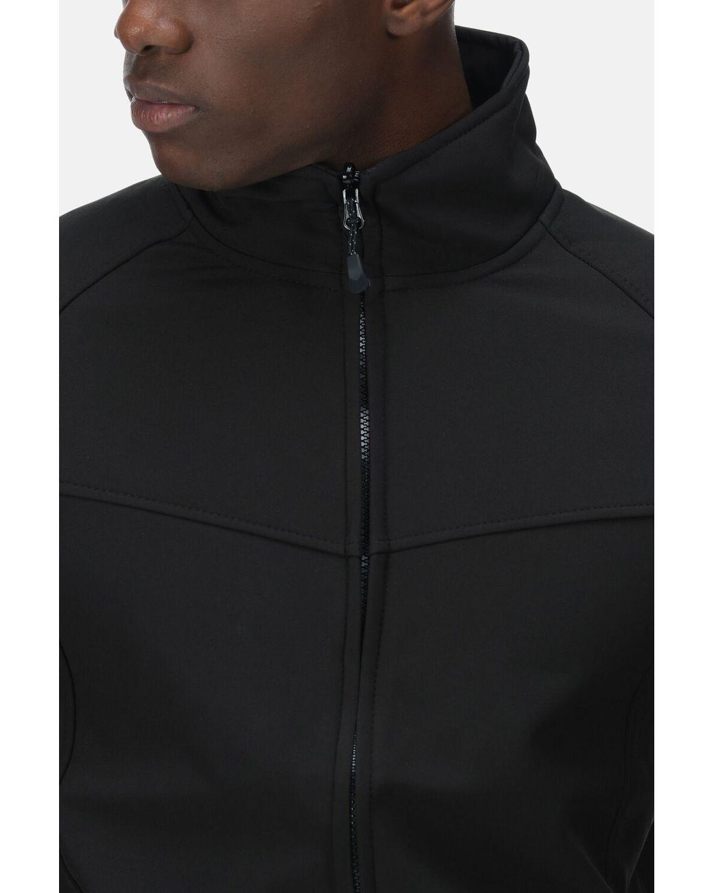 Regatta Black Uproar Softshell Jacket for men