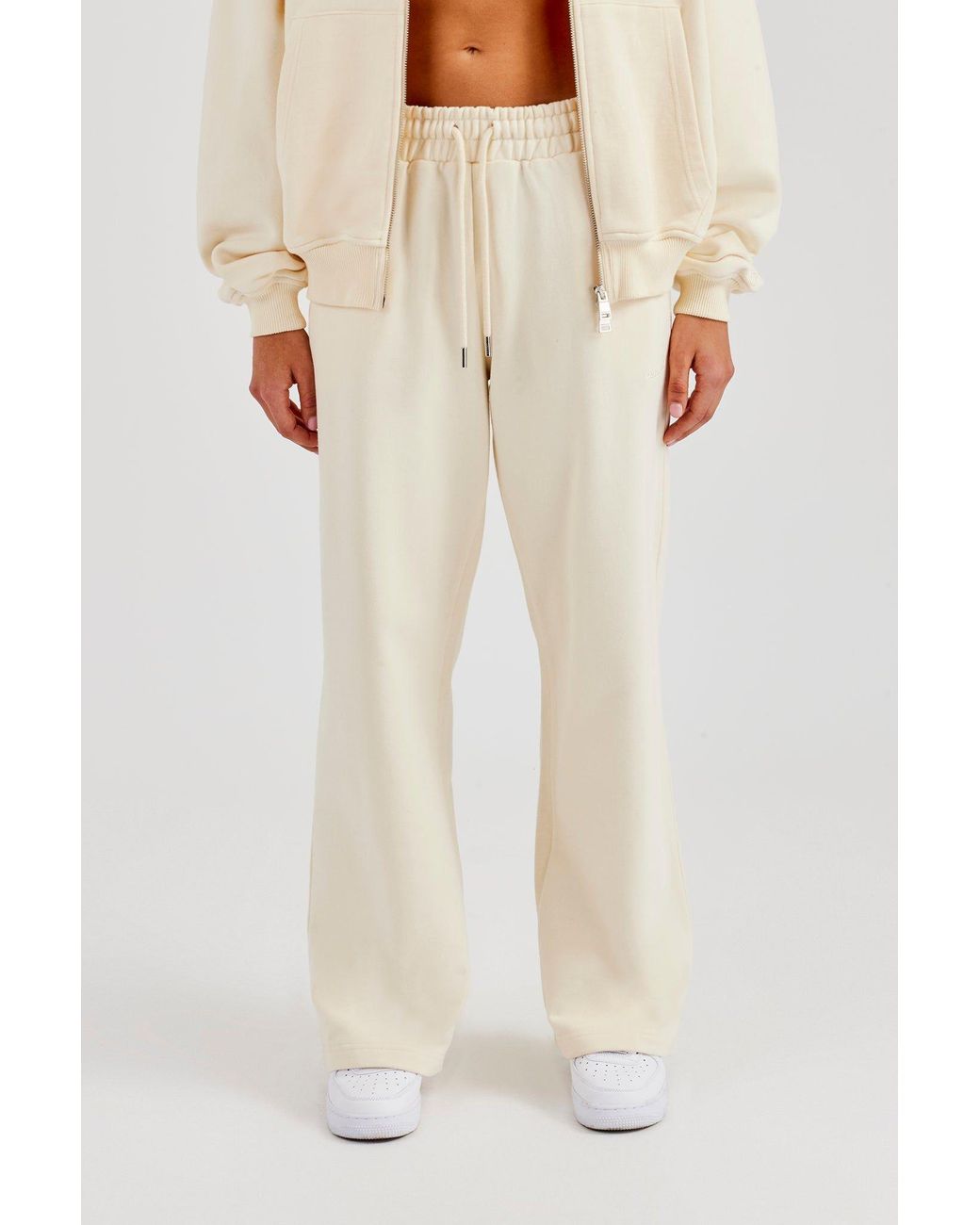 CERNUCCI Natural Embroidered Wide Leg Jogger