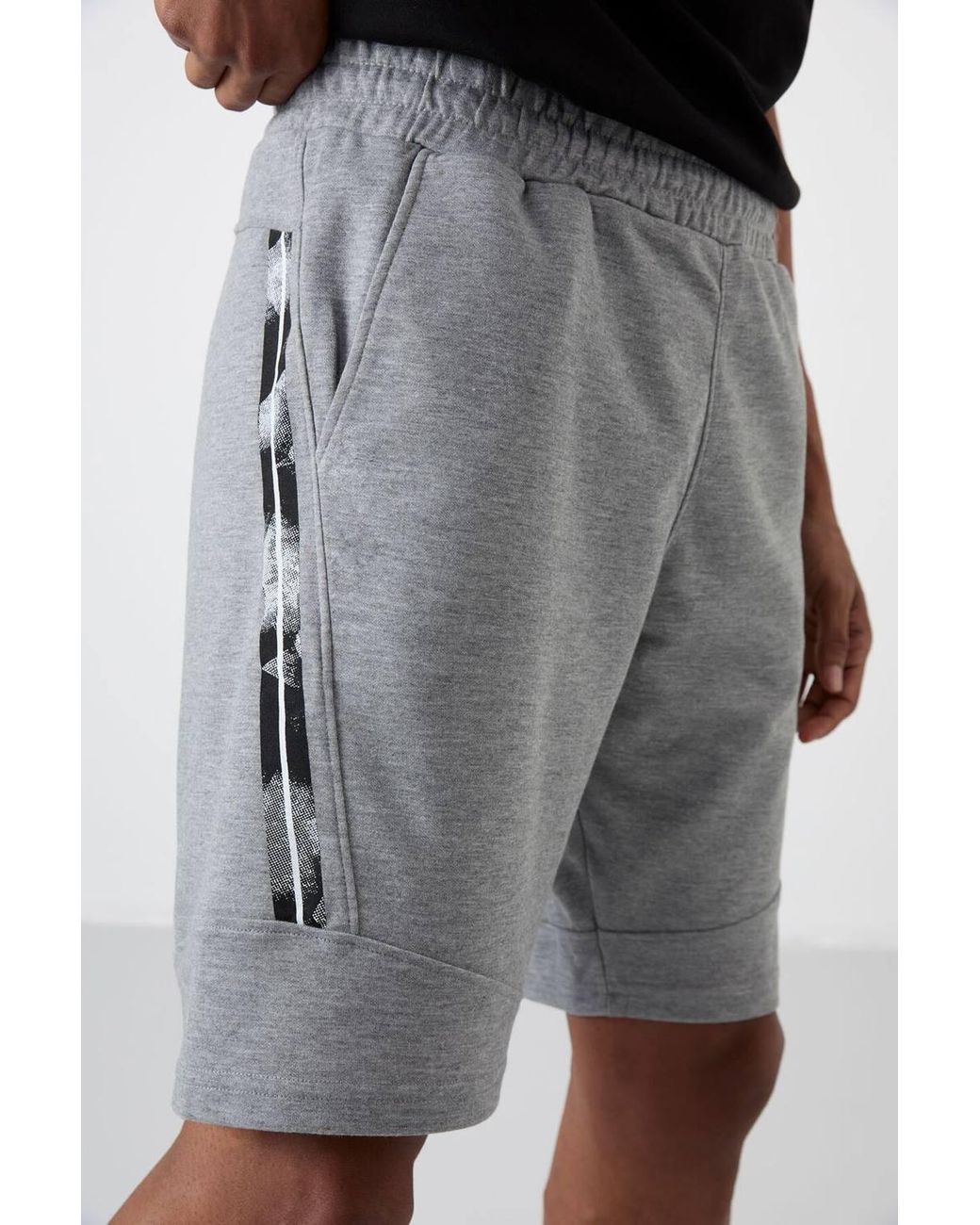 TOMMY LIFE Blue Pull-On Sweat Shorts for men