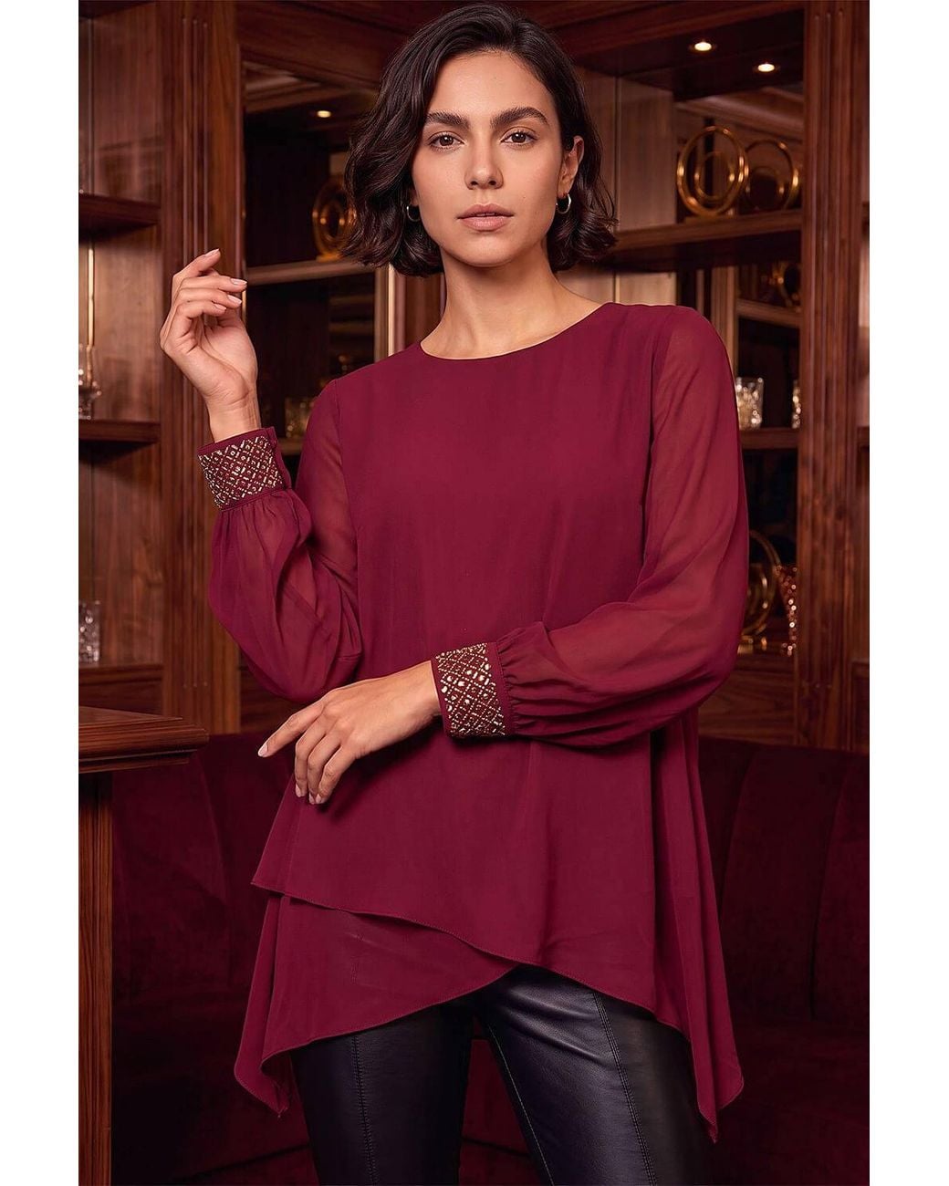 Roman Curve Textured Buttoned Tunic Top