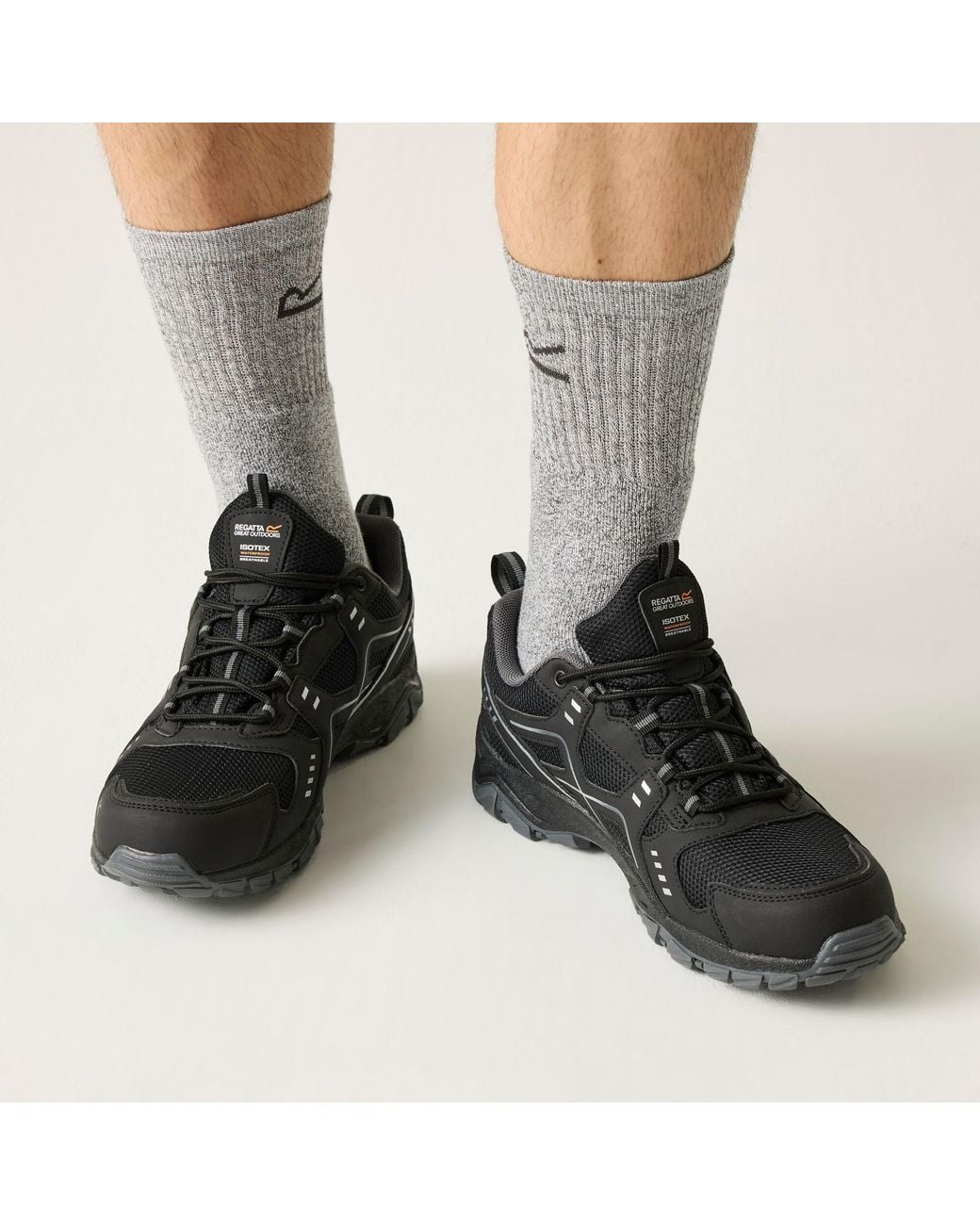Regatta Black Vendeavour Low Waterproof Walking Trainers for men