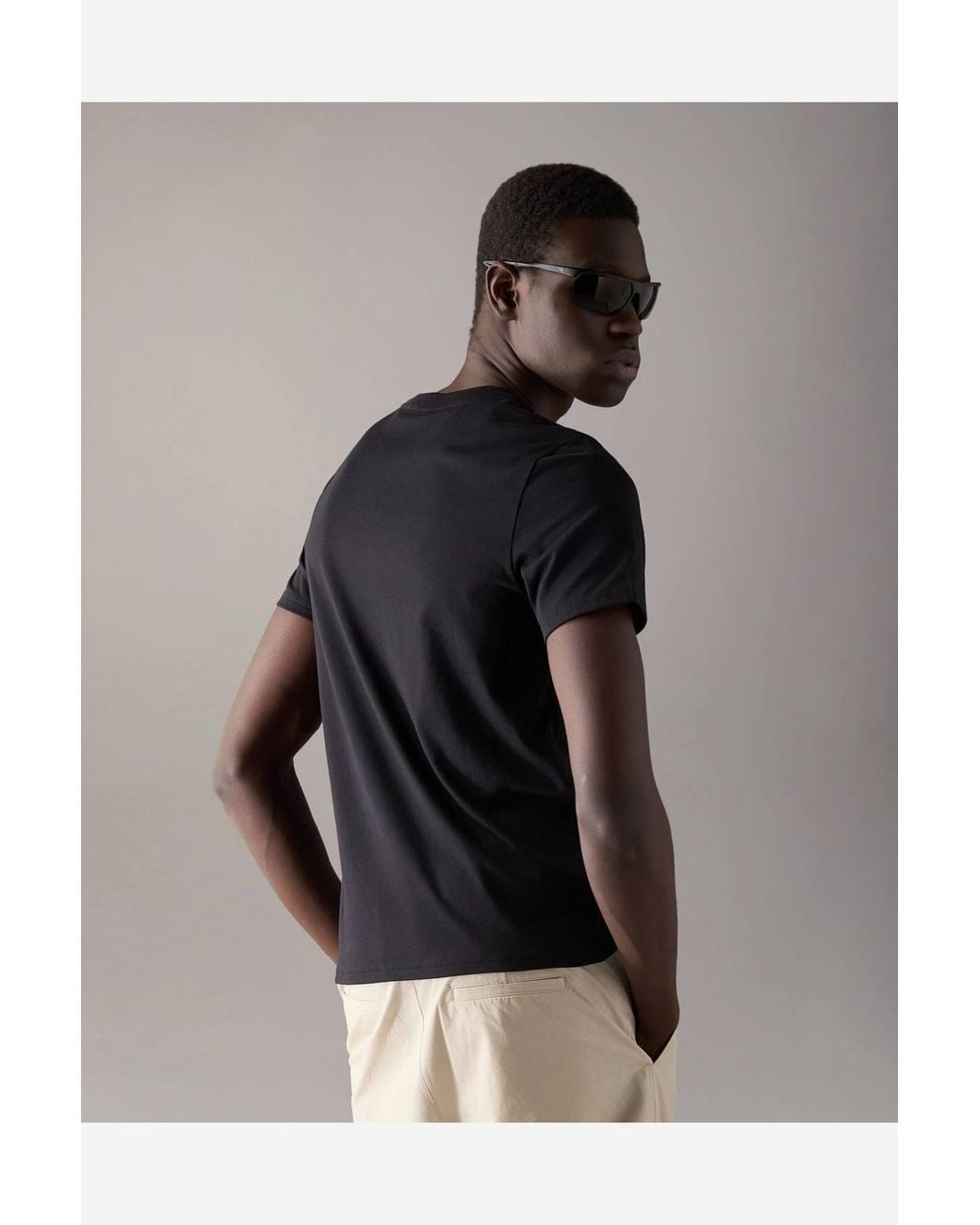 Moose Knuckles Black Classic Crew Neck Logo Detail Slim Fit T-Shirt for men