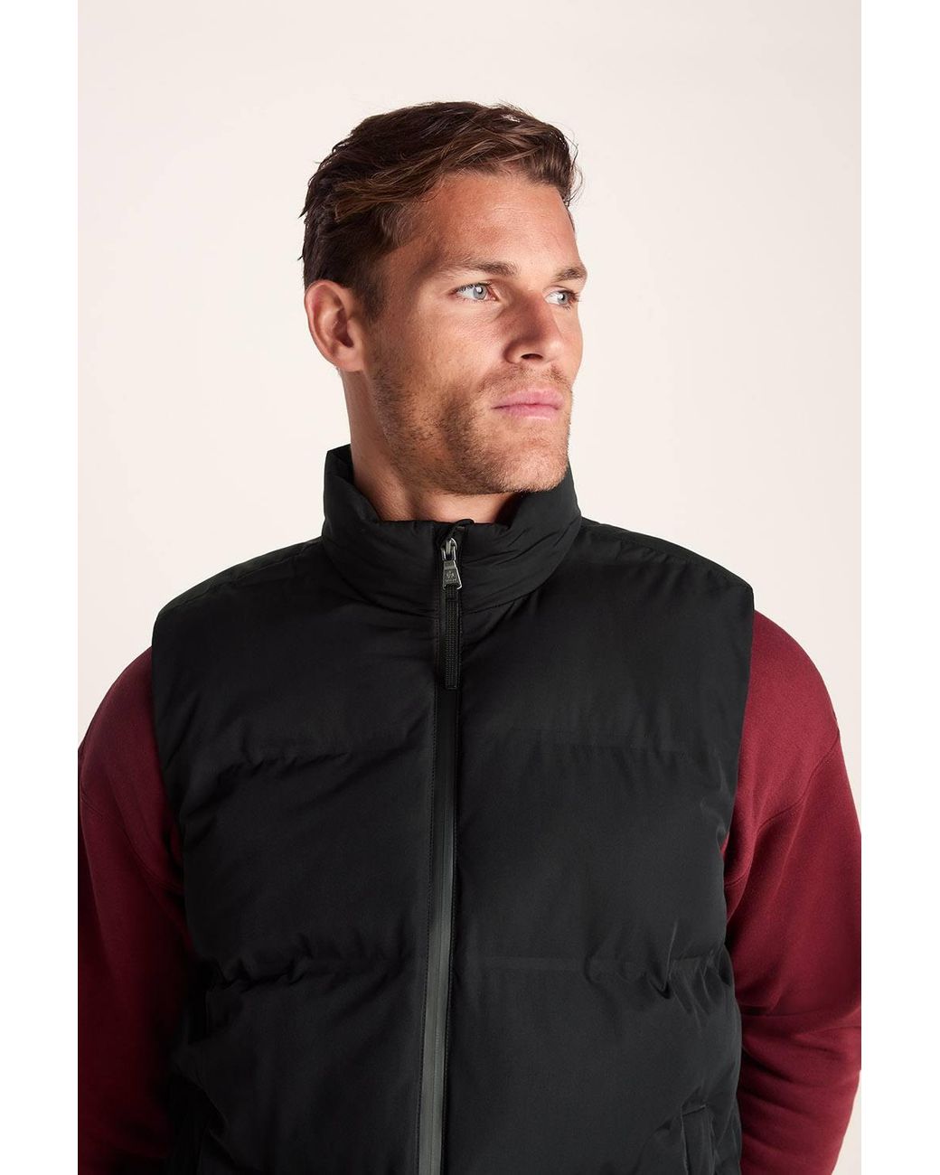 TOG24 Black 'Arton' Shower & Wind Resistant Insulated Gilet for men