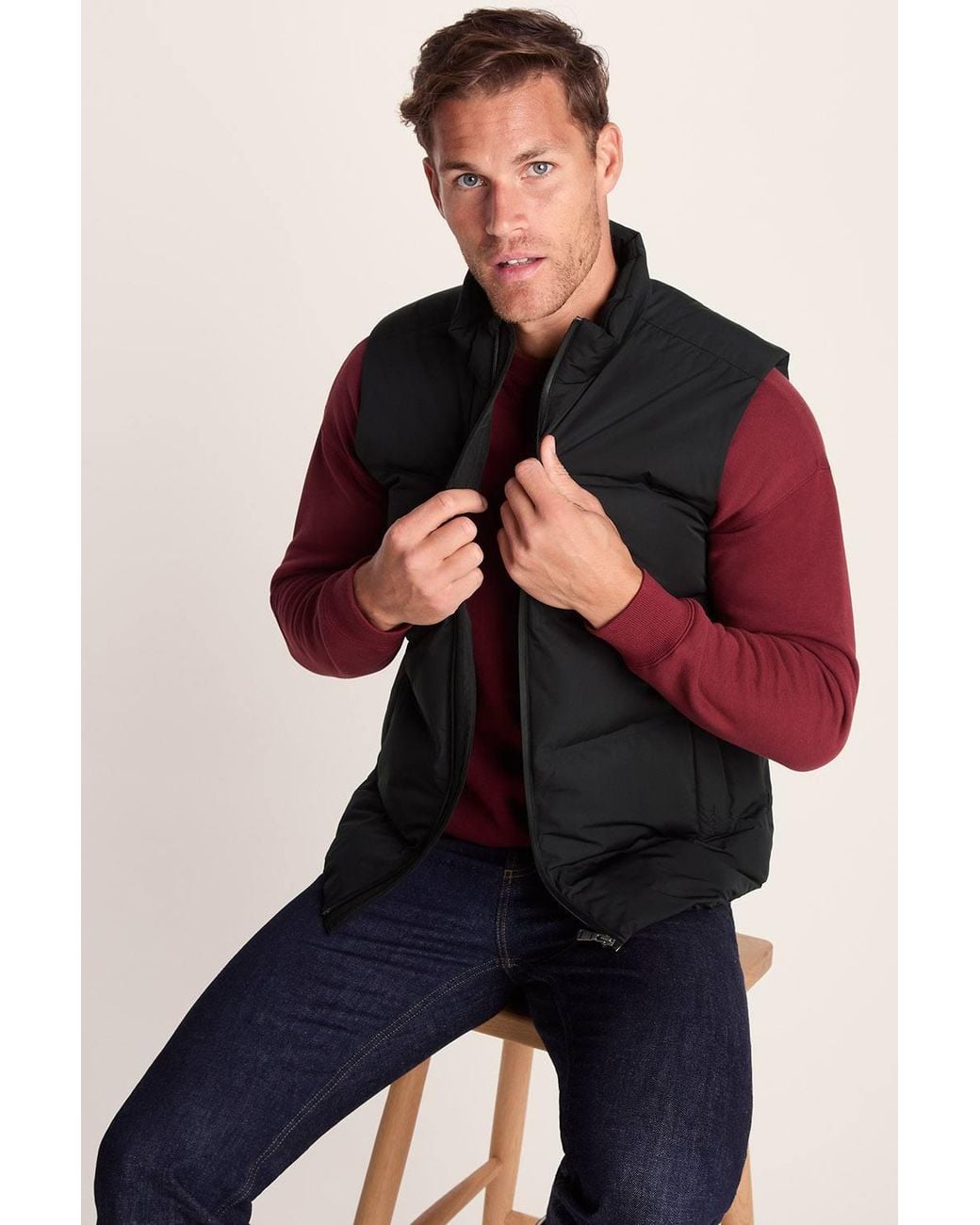 TOG24 Black 'Arton' Shower & Wind Resistant Insulated Gilet for men