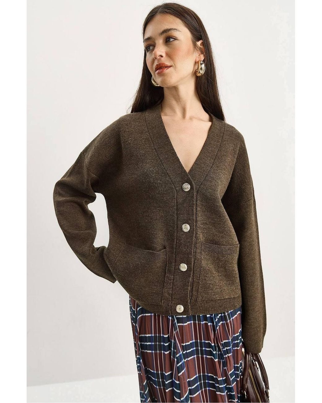 Bianco Lucci Brown Thick Ribbed V-Neck Cardigan With Button Closure