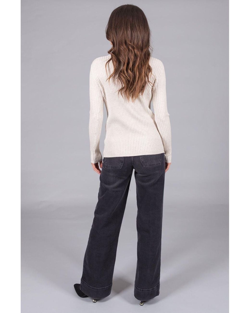 Solo Gray Ribbed V-Neck Jumper