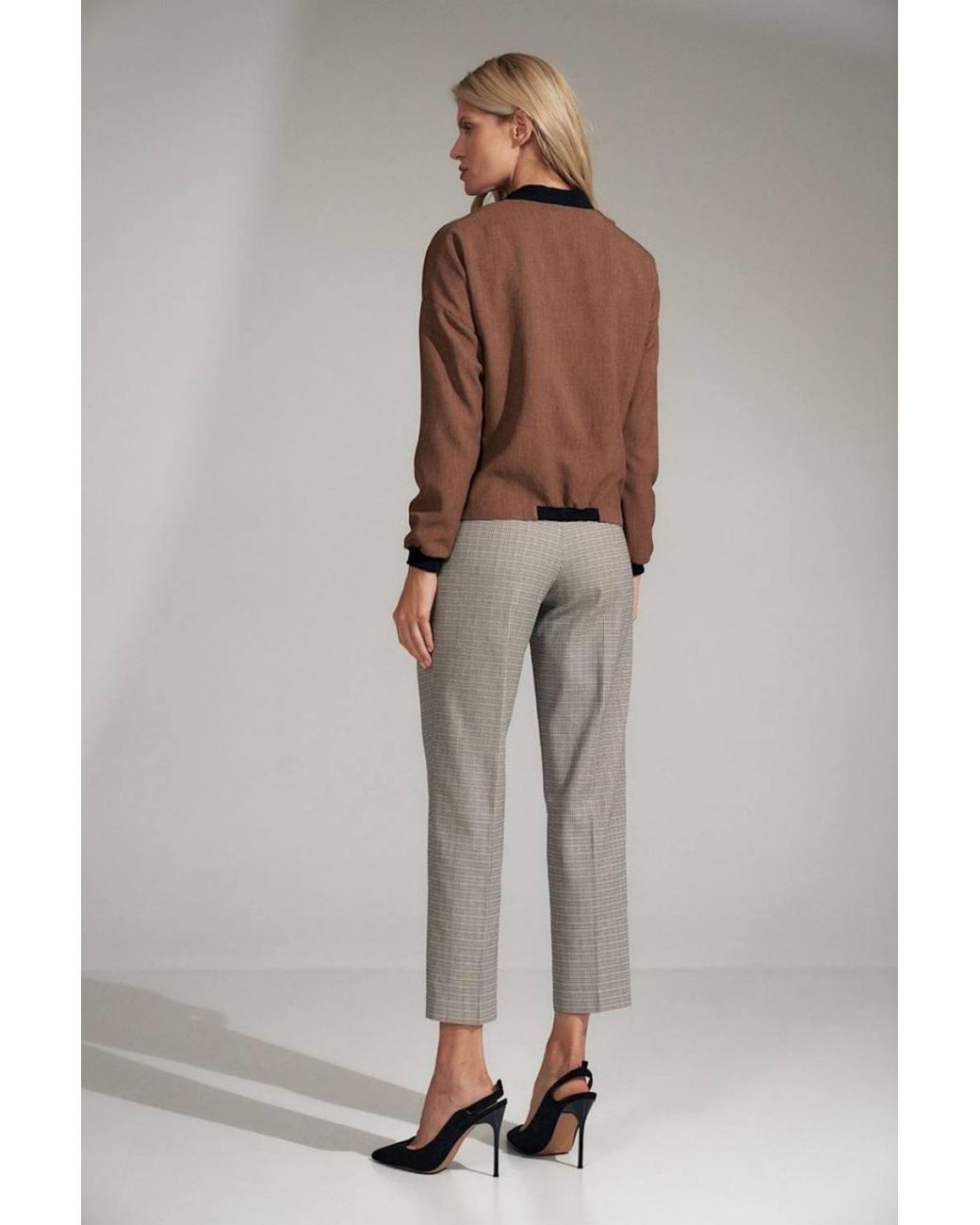Love Lace Gray Checked High Rise Trousers With Front Pleats