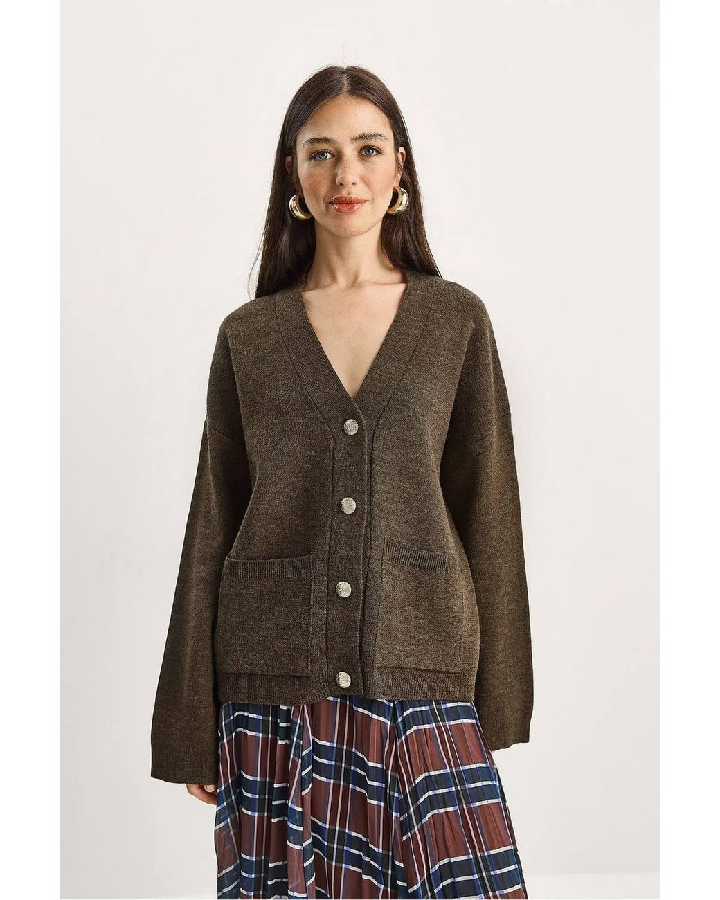 Bianco Lucci Brown Thick Ribbed V-Neck Cardigan With Button Closure
