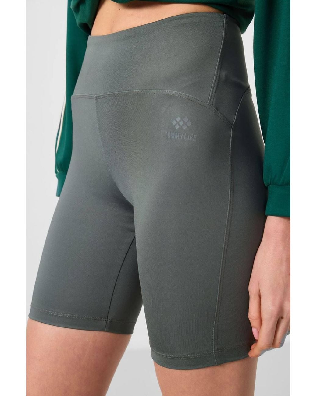 TOMMY LIFE Green Short High-Waist Sports Leggings