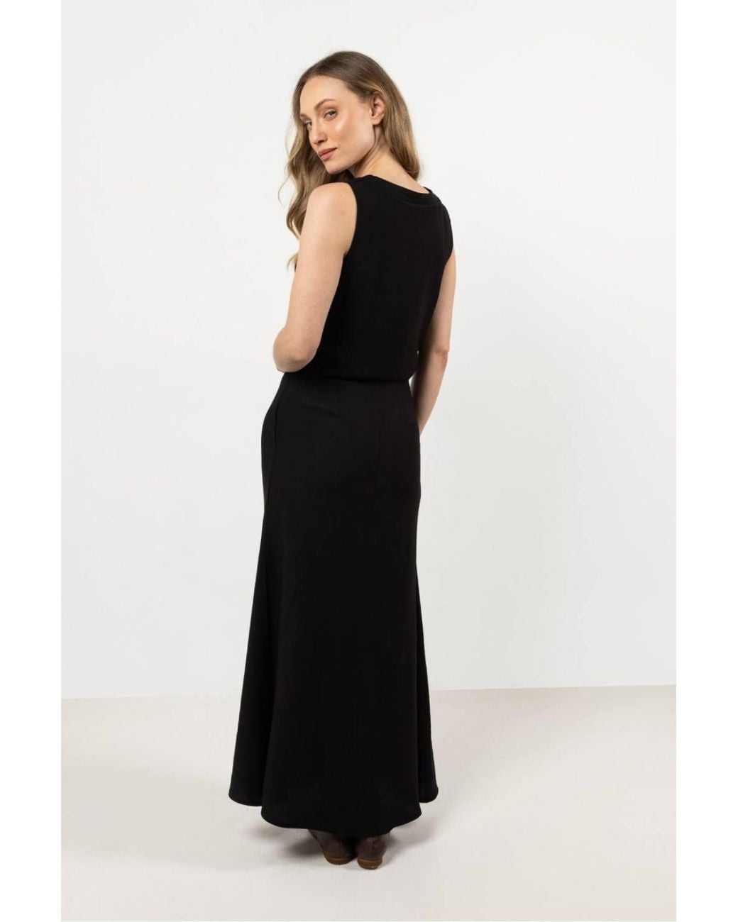 Love Lace Black Elegant Long Rayon Skirt With Side Slit