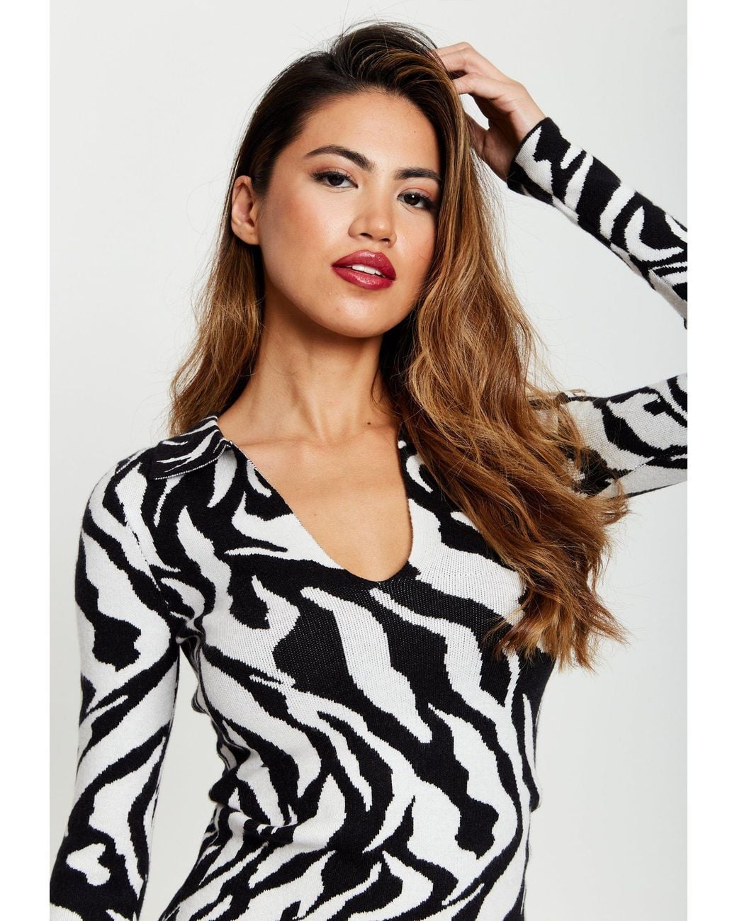 Liquorish Black Zebra Pattern Knitted Mini Dress