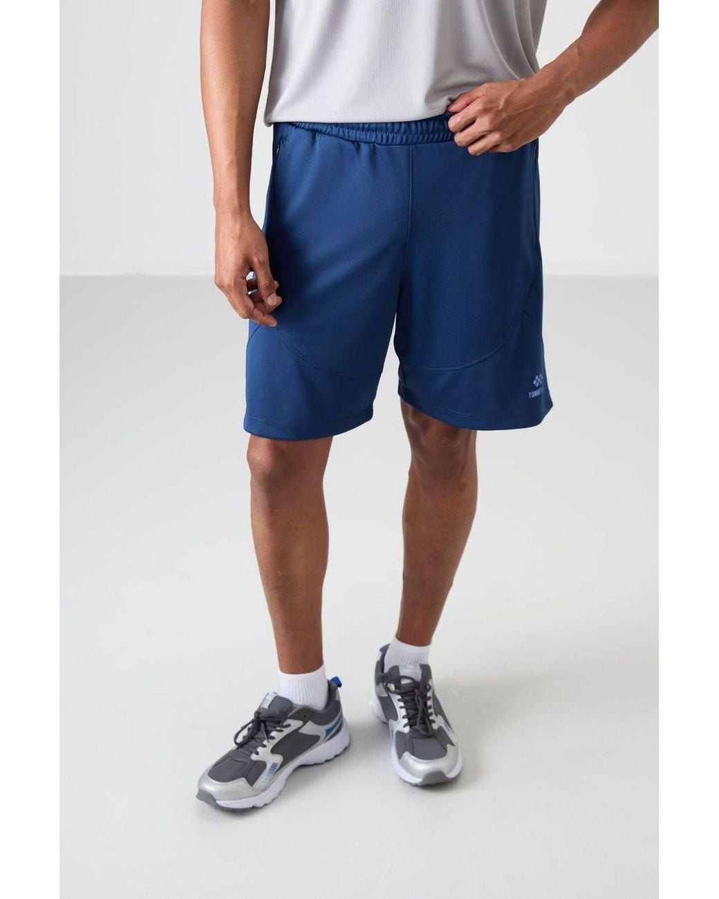 TOMMY LIFE Blue Solid Knit Sweat Shorts for men