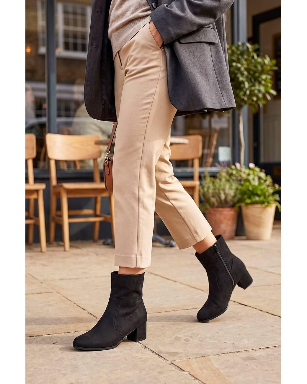 Spot on Black Wide Fit Block Heel Ankle Boots