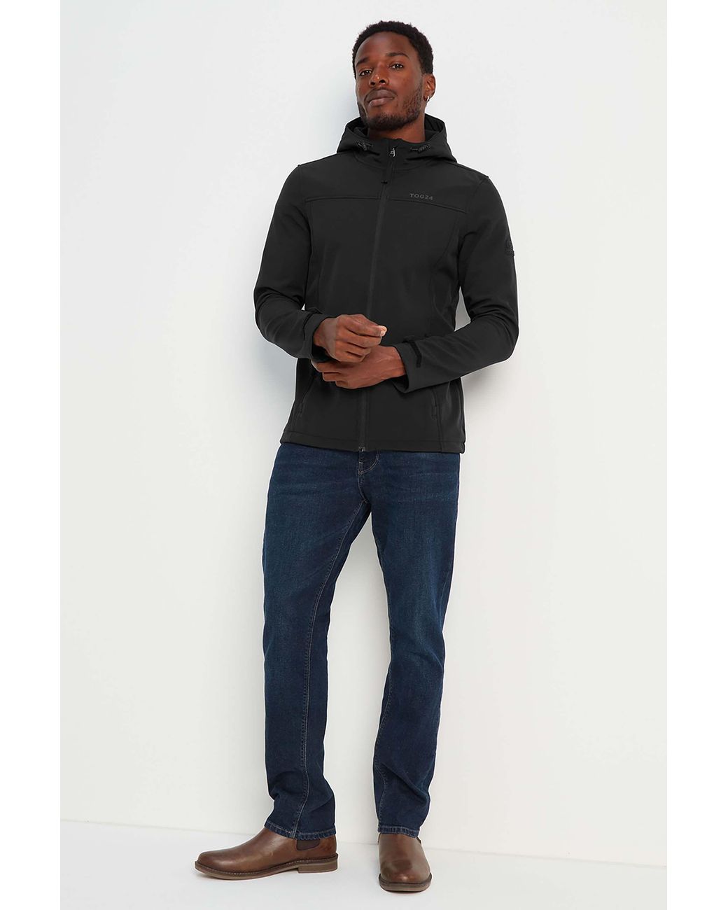 TOG24 Black 'Feizor' Shower Resistant Softshell Hooded Jacket for men