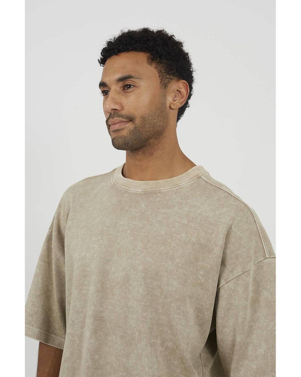 Brave Soul Natural Oversized T-Shirt & Shorts Set for men