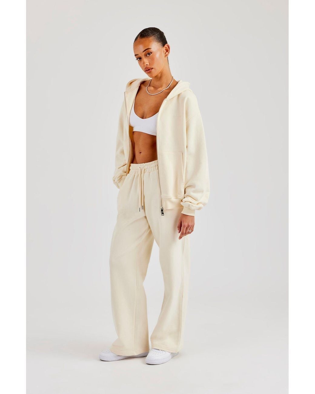 CERNUCCI Natural Embroidered Wide Leg Jogger