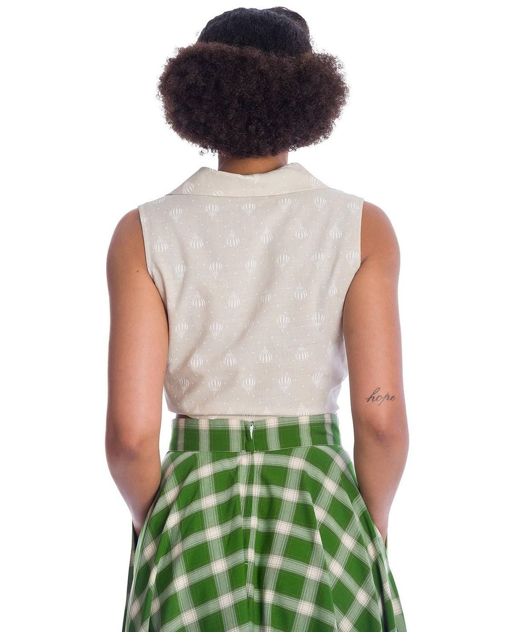Banned Retro Green Hot Air Balloon Dreaming Blouse-Offwhite