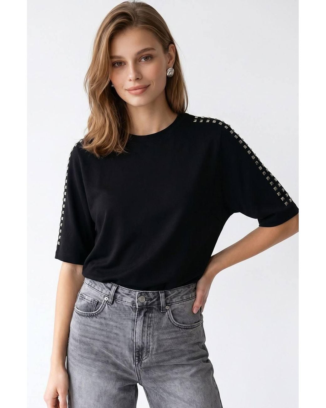 MixRay Black Crew Neck Stone Blouse
