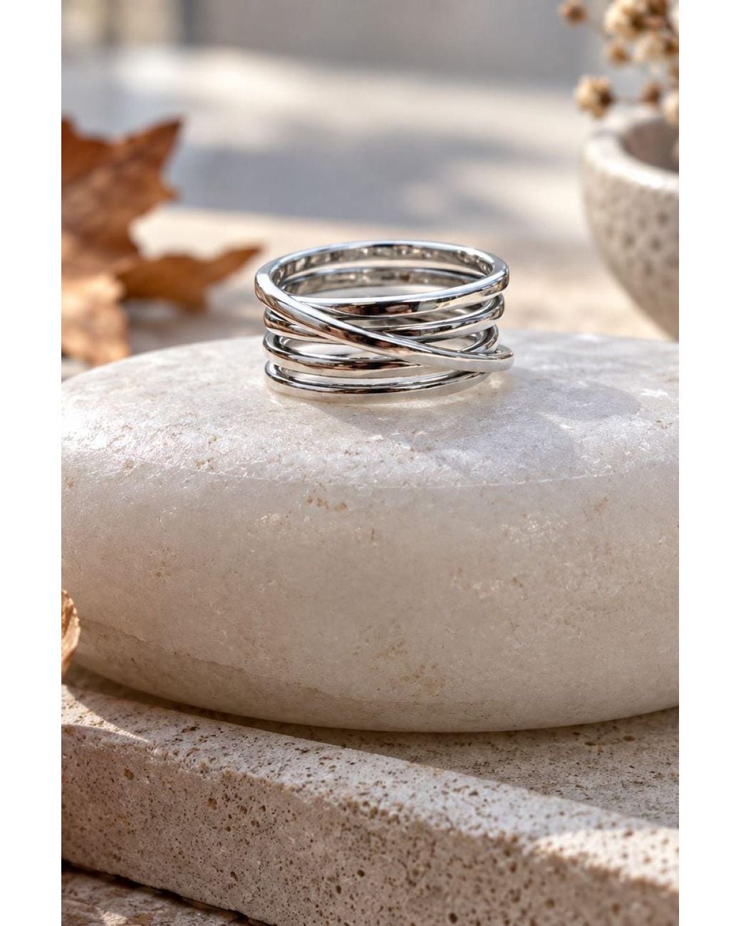 Otis Jaxon London Brown Sterling Square Wire Overlapping Ring