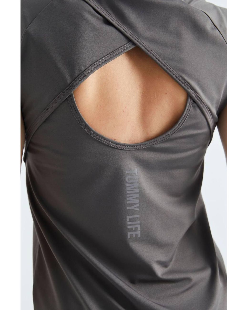 TOMMY LIFE Black Short-Sleeve Crew Neck T-Shirt