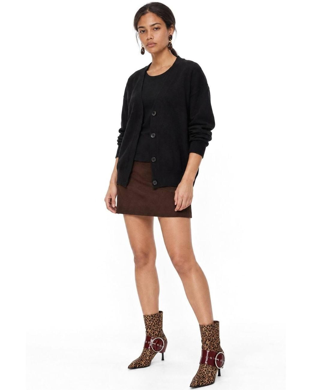 MixRay Black Long Ribbed Knitwear Cardigan With V-Neck & Button Closure