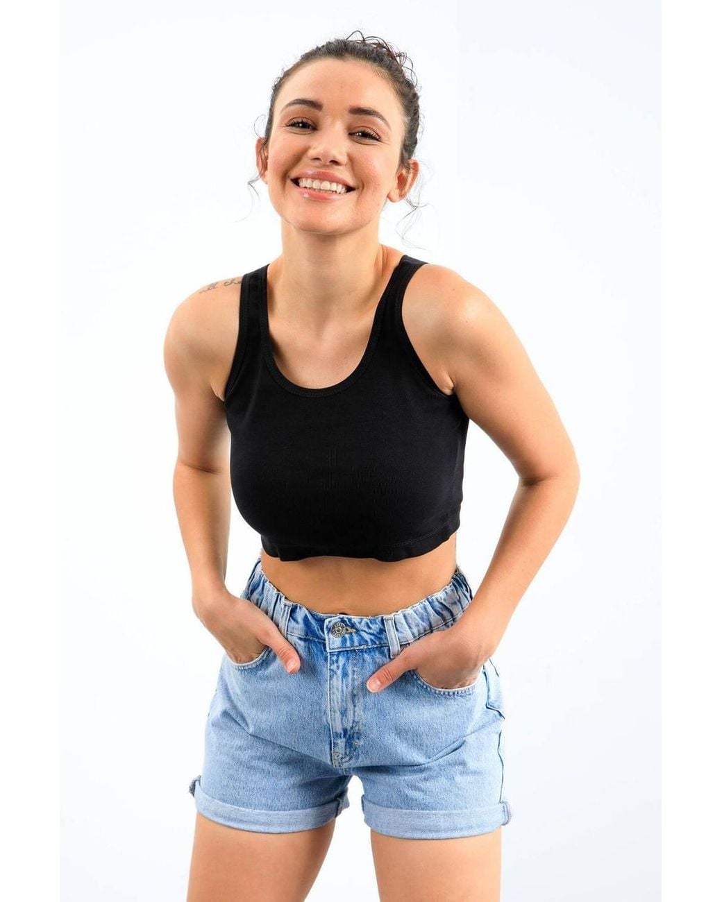 TOMMY LIFE Blue Ribbed Sleeveless Crop Top