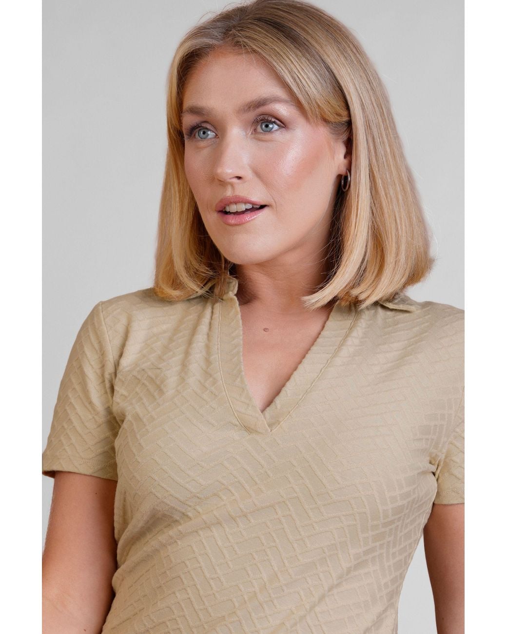 Enorsia Natural Textured Longline Polo
