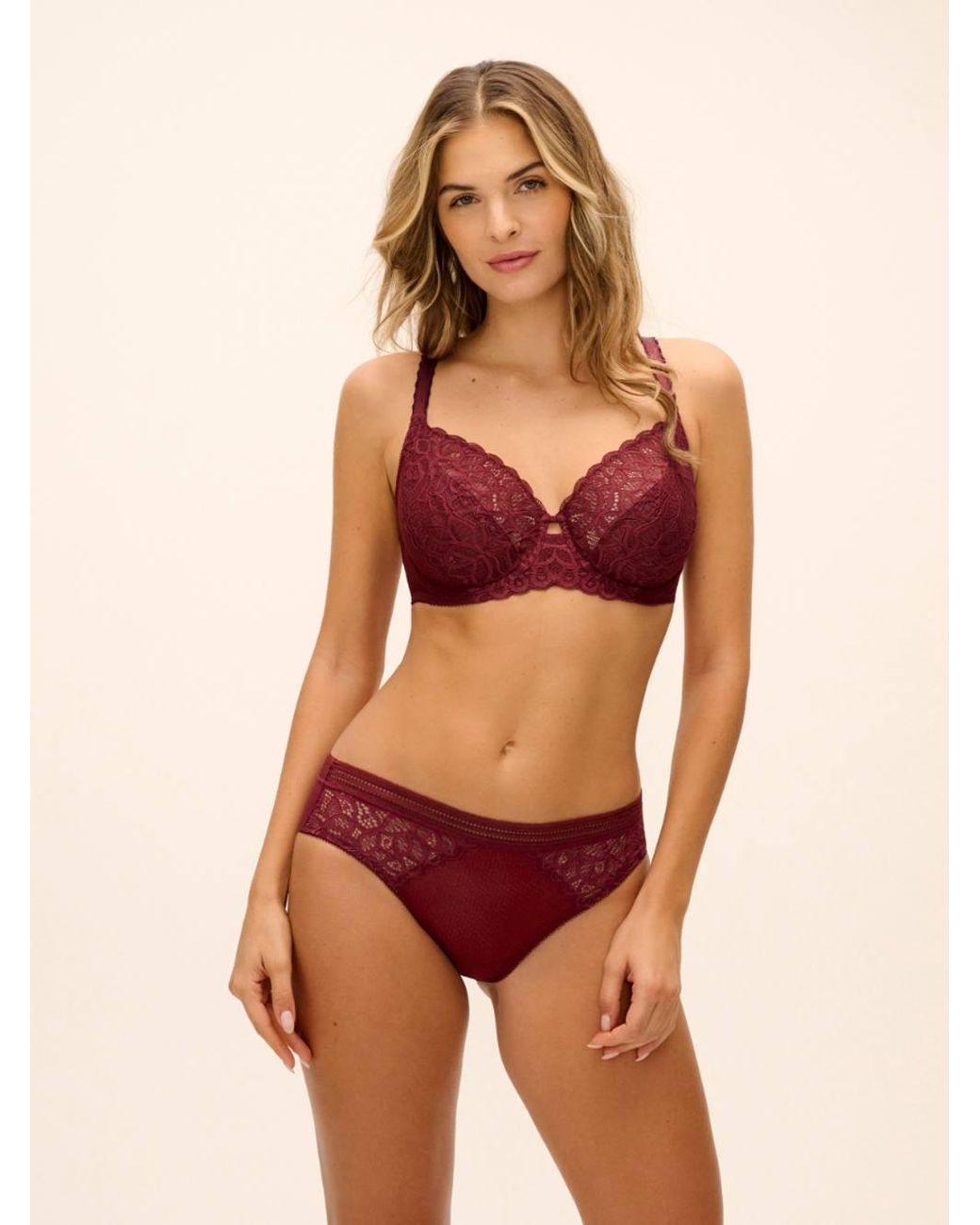 Wacoal Red Raffine Brief