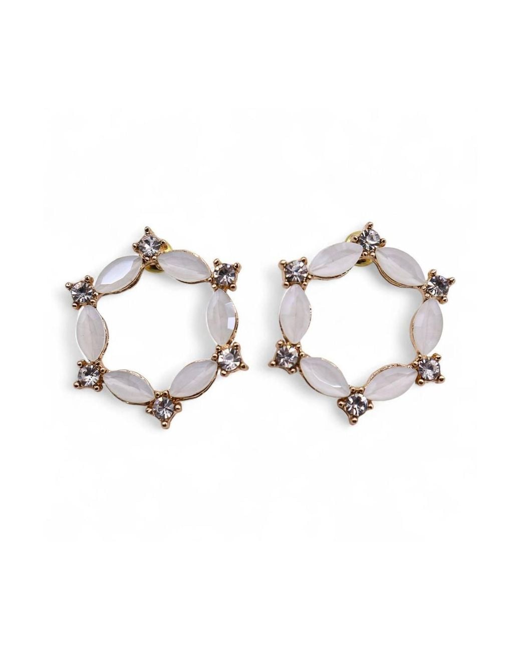 KDMD White Vintage Glass Loop Earrings