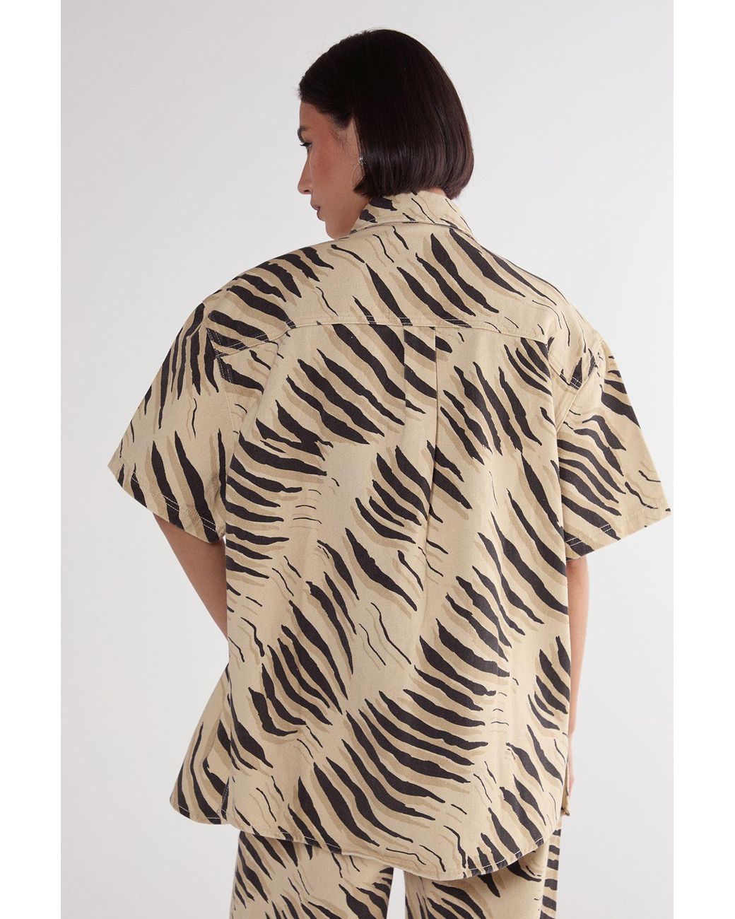 Nasty Gal Brown Tiger Print Short Sleeve Denim Shirt