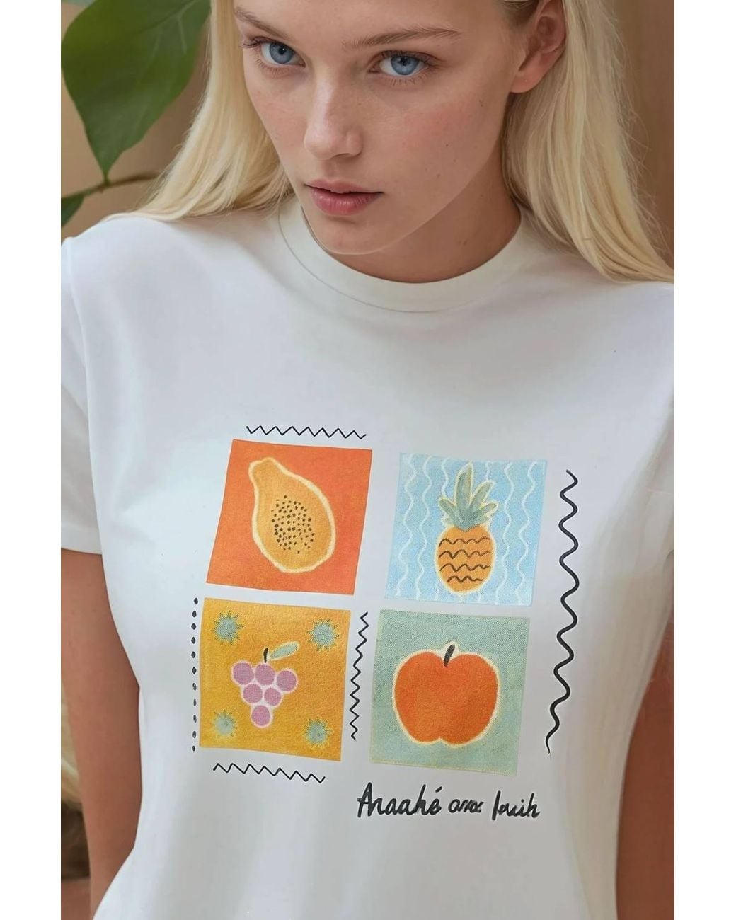 Hiccup White Printed Regular Fit Crew Neck 100% Cotton T-Shirt