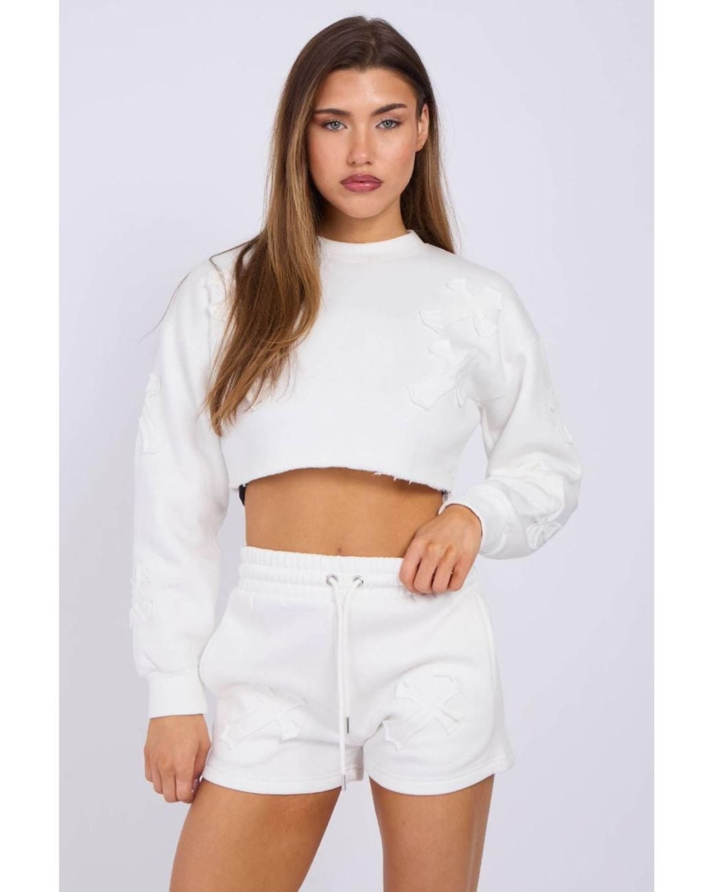 Stylewise White Cross Patch Cropped Sweatshirt & Shorts
