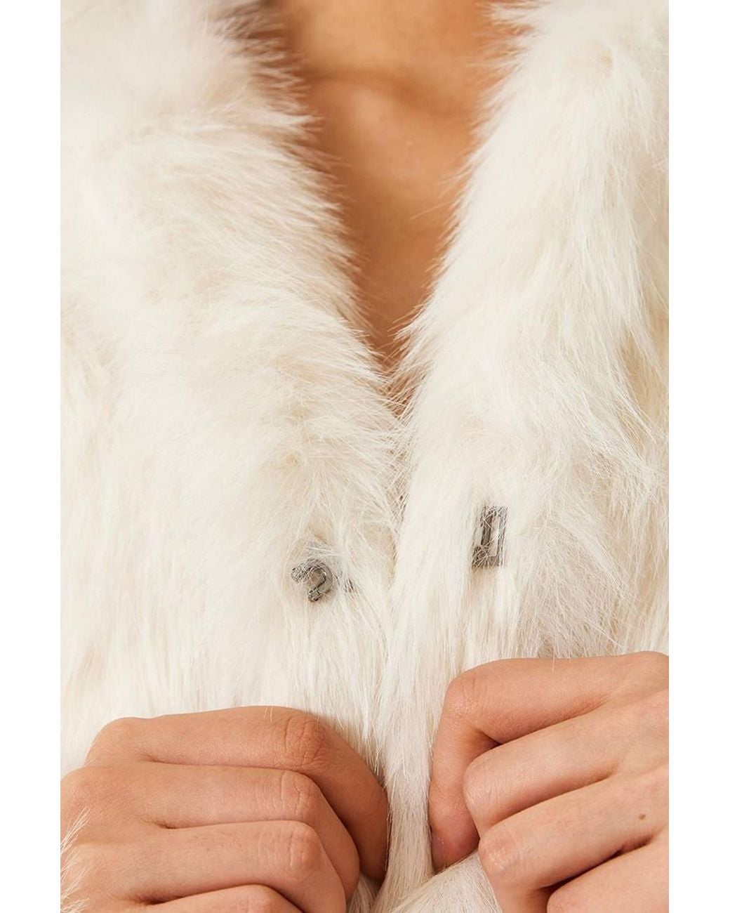 Bianco Lucci Natural Boxy Crop Faux Fur Coat