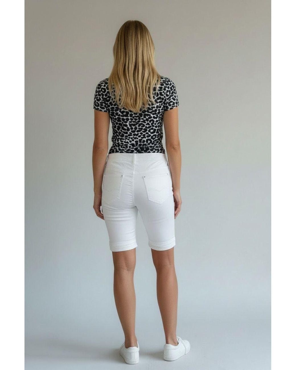 Paulo Due White Bermuda Chino Shorts