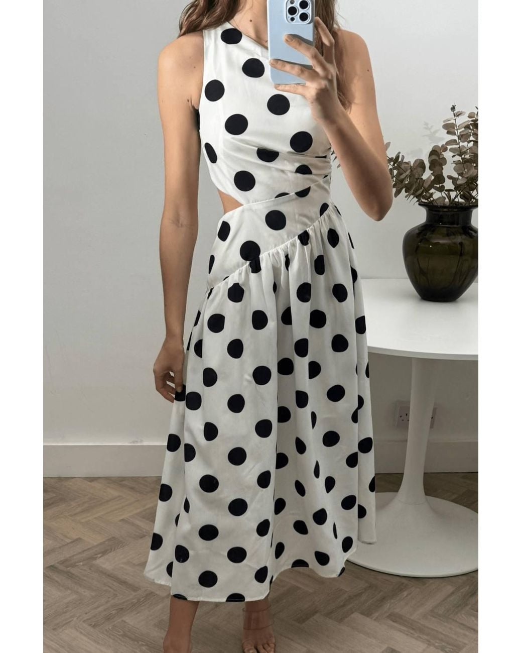 Style Cheat White Jasmine One-Shoulder Cut-Out Midi Mono Dress