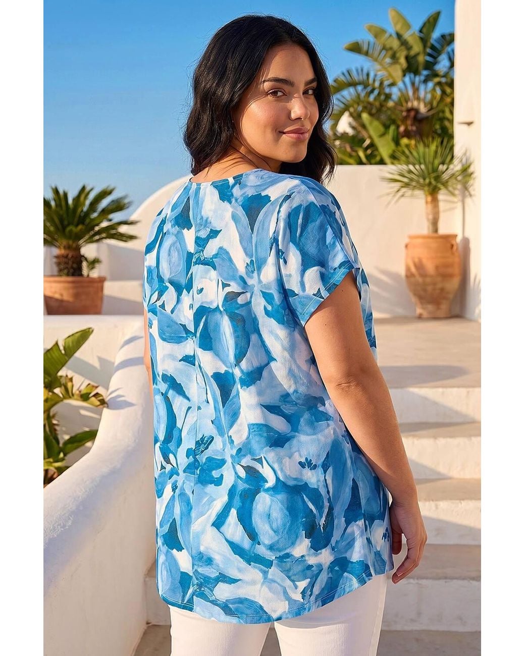 Roman Blue Curve Abstract Print V-Neck Top