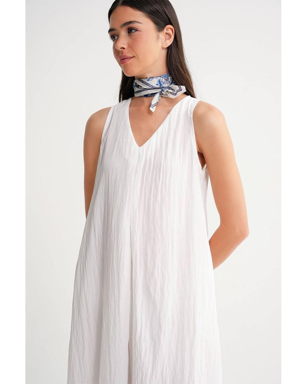 MixRay White V-Neck Maxi Dress