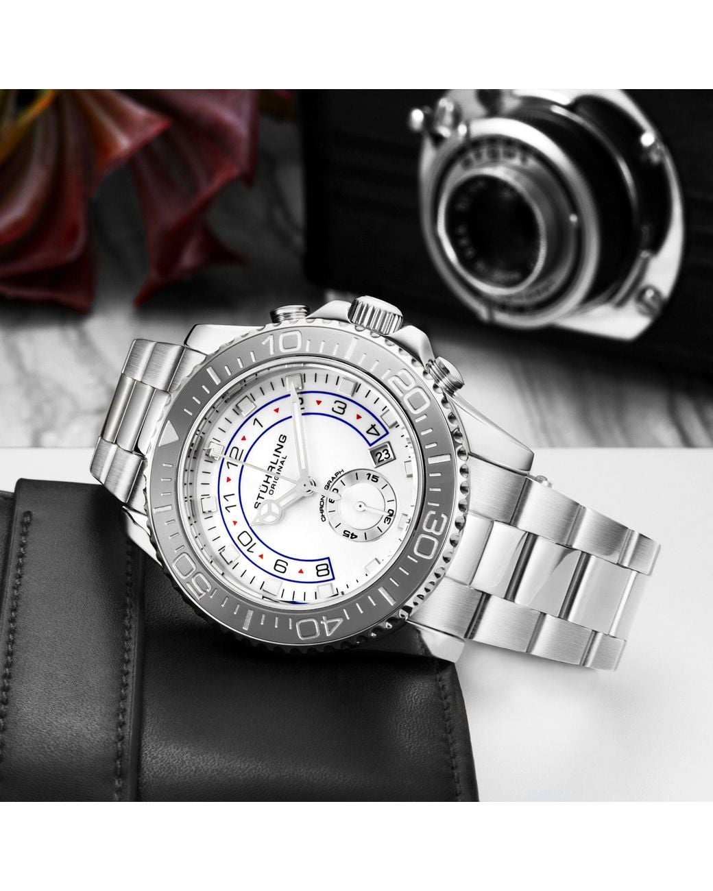 Stuhrling Metallic Brigadier Quartz Chronograph 42Mm Diver Watch With Stainless Steel Link Bracelet for men
